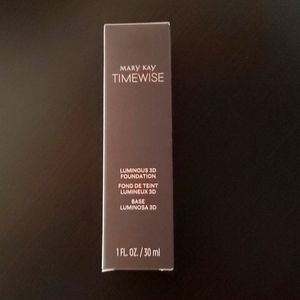 Mary Kay Luminous 3D Foundation Beige C140